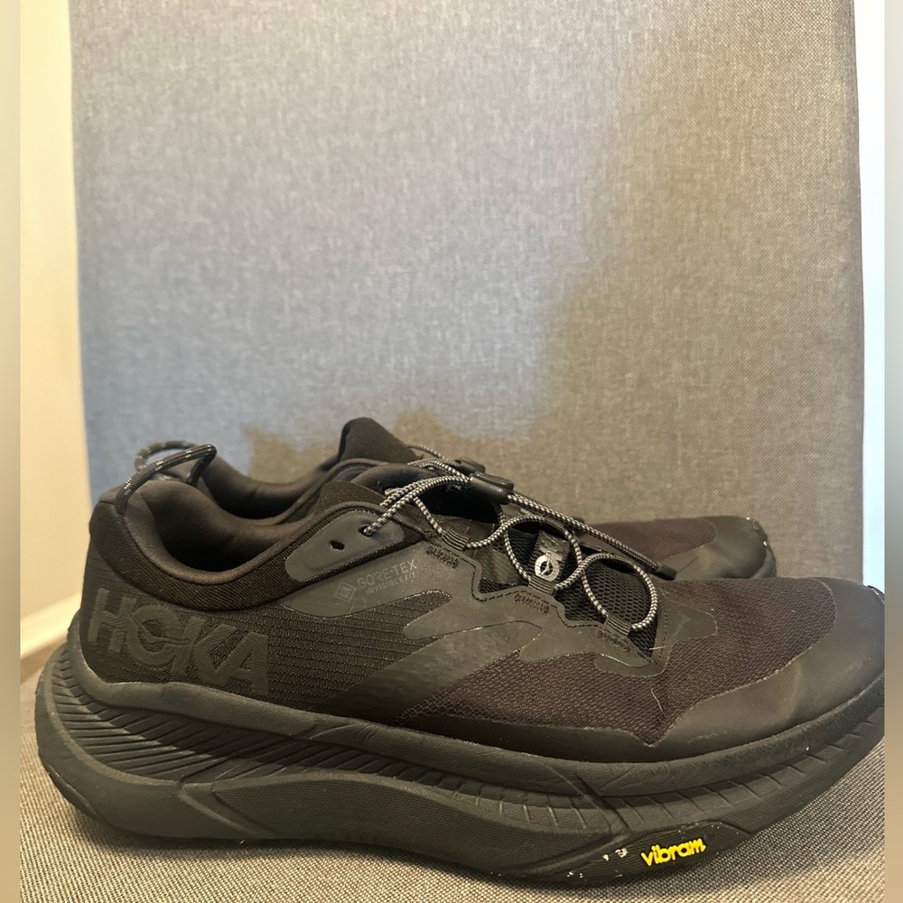 HOKA One One Transport Men’s Size 10 Black Sneakers Tennis Shoes